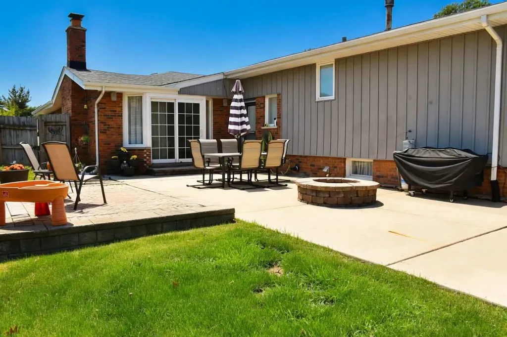 14340 Streamwood Drive Orland Park IL 60467