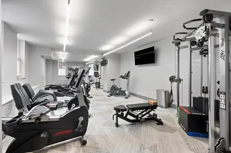 2440 North Lakeview Avenue Chicago IL 60614