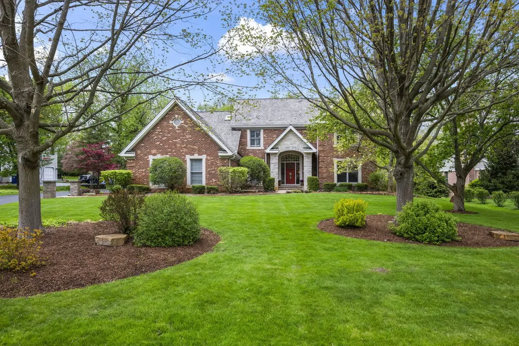 25568 North Countryside Drive Lake Barrington IL 60010