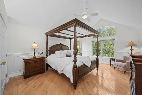 25568 North Countryside Drive Lake Barrington IL 60010