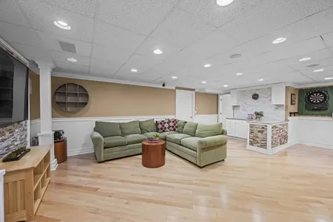 25568 North Countryside Drive Lake Barrington IL 60010