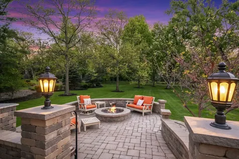 25568 North Countryside Drive Lake Barrington IL 60010