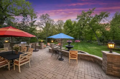 25568 North Countryside Drive Lake Barrington IL 60010