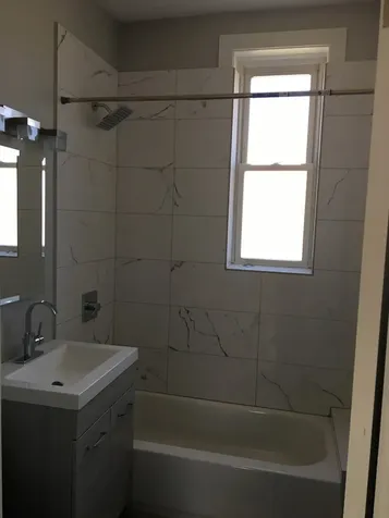 901 North Francisco Avenue Chicago IL 60622