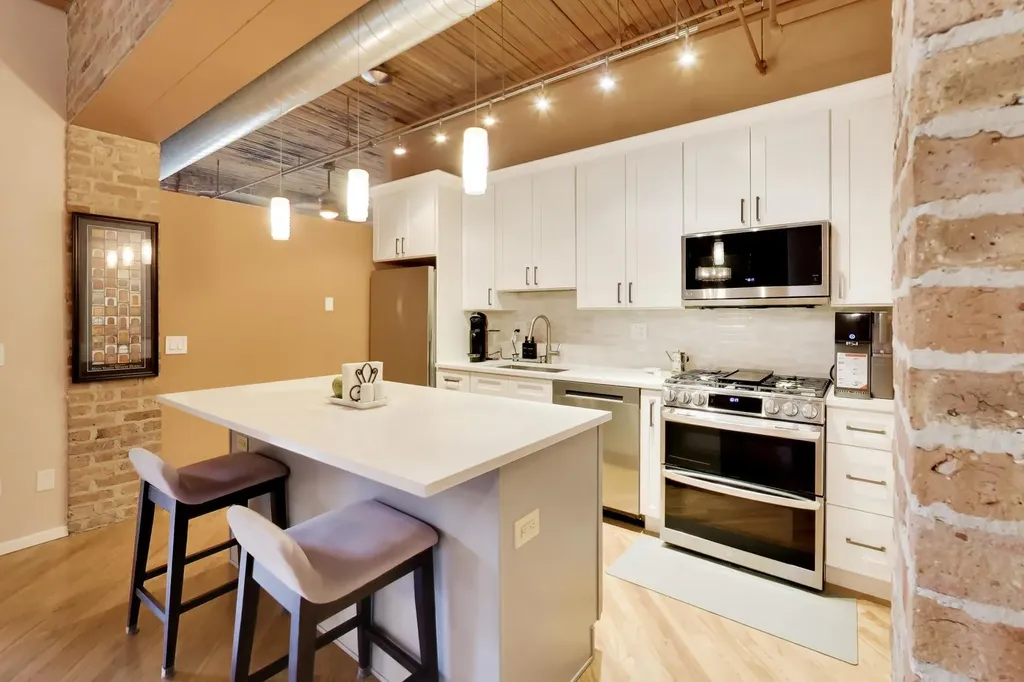 550 North Kingsbury Street Chicago IL 60654