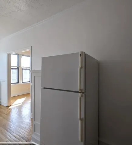 2704 North Sawyer Avenue Chicago IL 60647