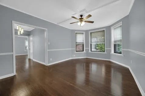 819 West Lawrence Avenue Chicago IL 60640