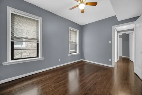 819 West Lawrence Avenue Chicago IL 60640