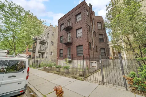 819 West Lawrence Avenue Chicago IL 60640