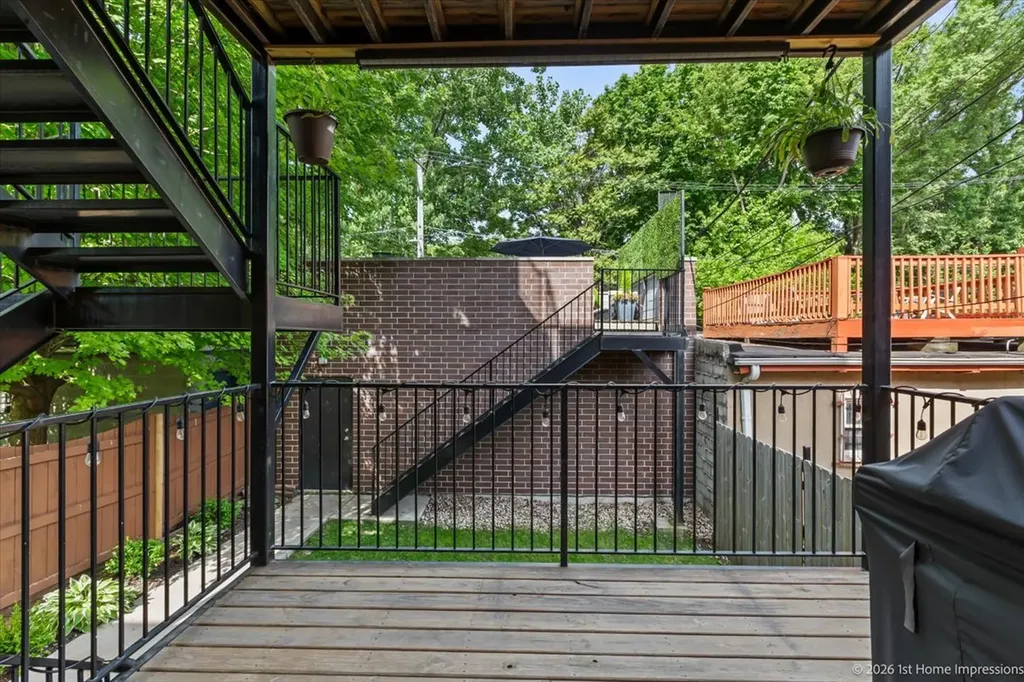 824 South Bell Avenue Chicago IL 60612
