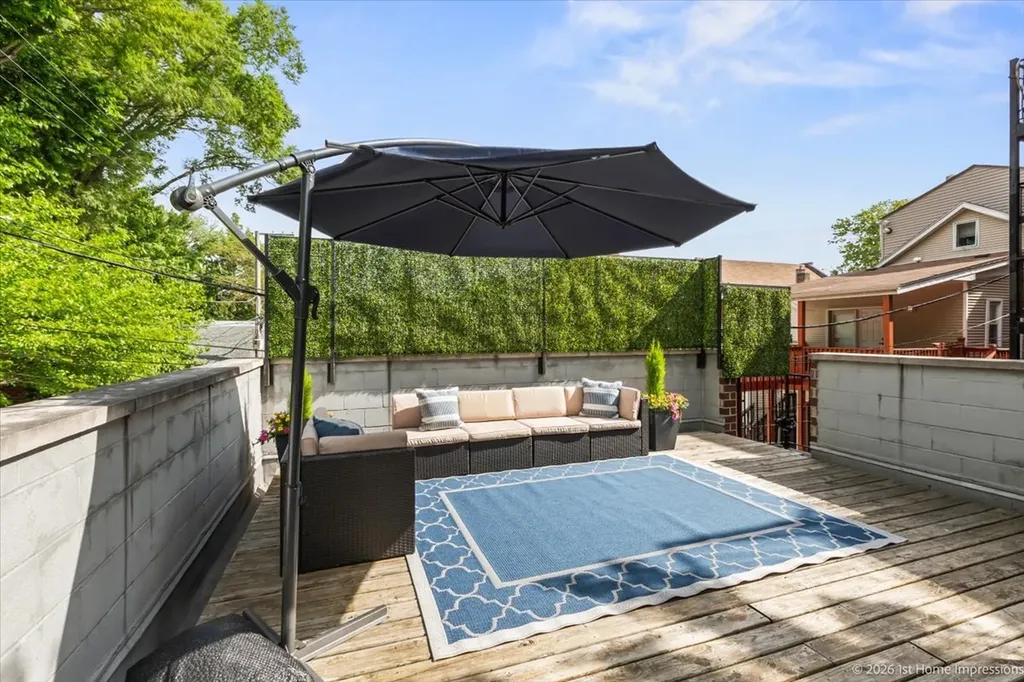 824 South Bell Avenue Chicago IL 60612