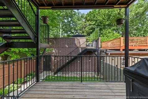 824 South Bell Avenue Chicago IL 60612
