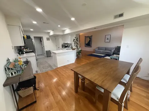 1713 West Orchard Place Arlington Heights IL 60005
