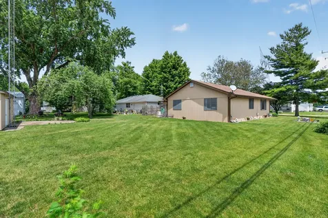 620 North 1st Street Coal City IL 60416