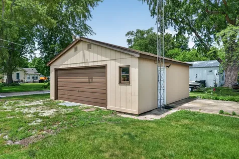 620 North 1st Street Coal City IL 60416