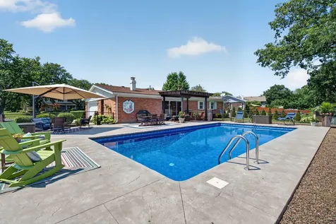 5720 Barrington Road Morris IL 60450