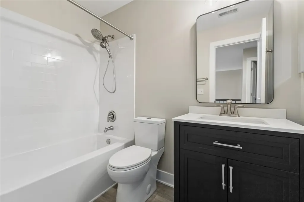 369 Abington Woods Drive Aurora IL 60502