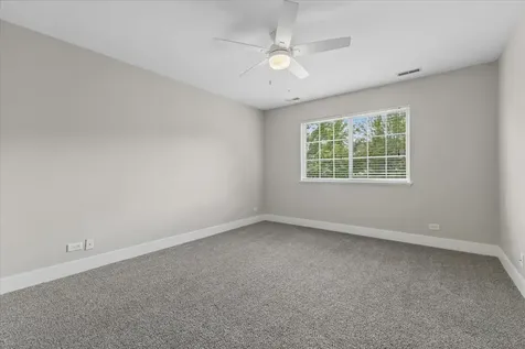 369 Abington Woods Drive Aurora IL 60502