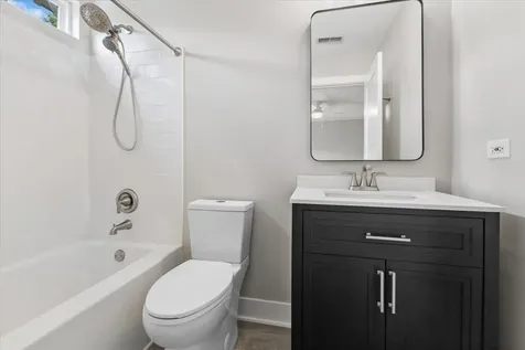 369 Abington Woods Drive Aurora IL 60502