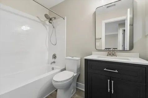 369 Abington Woods Drive Aurora IL 60502