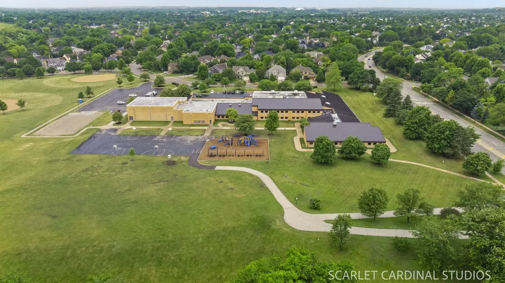 56 Forestview Lane Aurora IL 60502