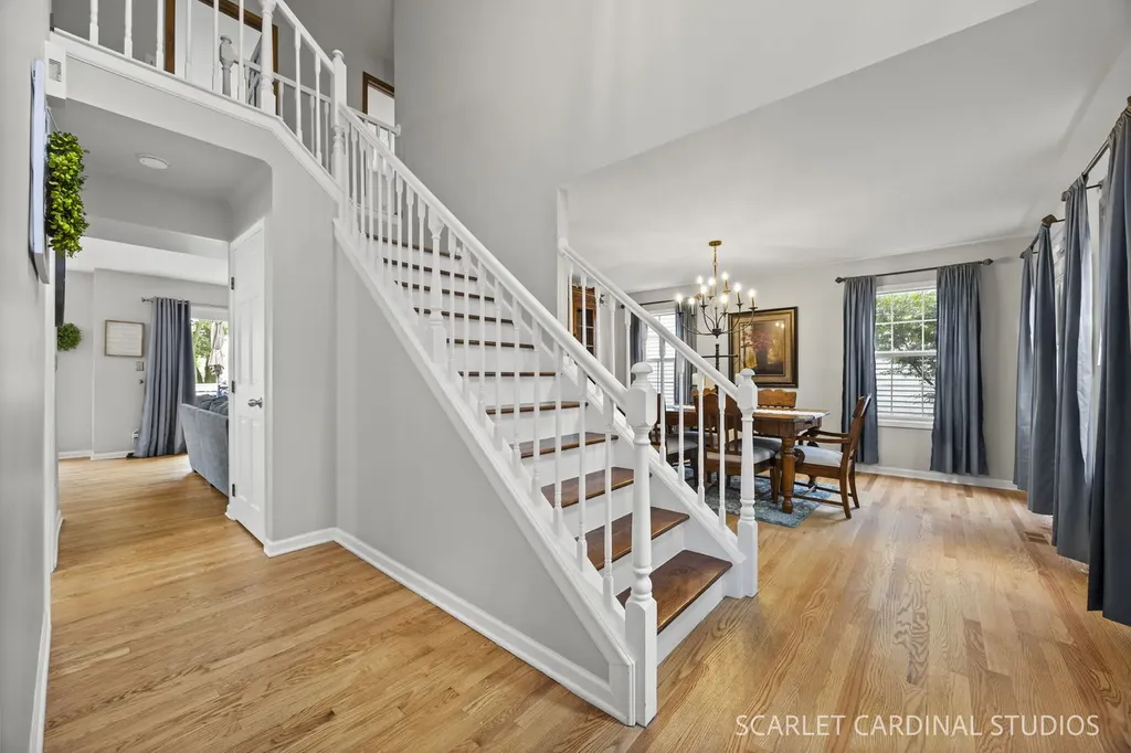 56 Forestview Lane Aurora IL 60502