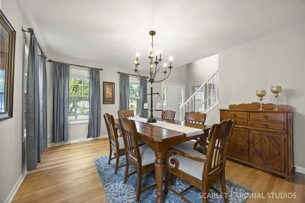 56 Forestview Lane Aurora IL 60502