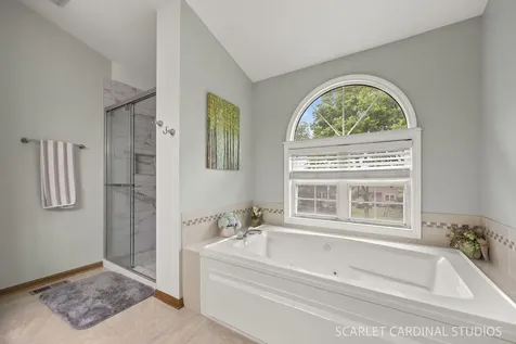 56 Forestview Lane Aurora IL 60502