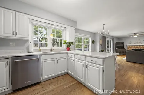 56 Forestview Lane Aurora IL 60502