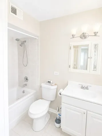 9450 Greenbriar Drive Hickory Hills IL 60457
