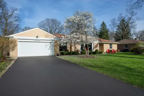 1645 Forest Drive Glenview IL 60025