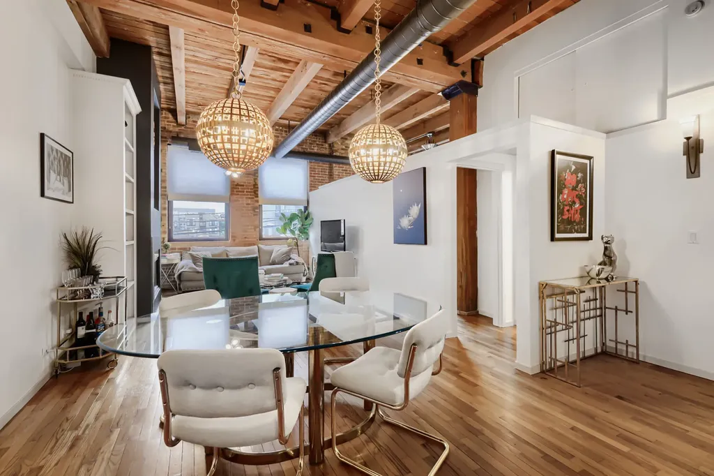 525 North Ada Street Chicago IL 60642