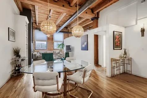 525 North Ada Street Chicago IL 60642