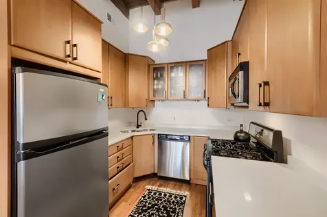 525 North Ada Street Chicago IL 60642