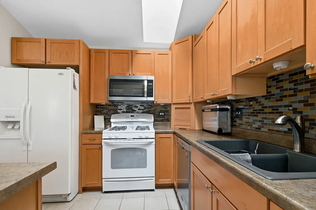 18807 South Burnside Station Drive Mokena IL 60448