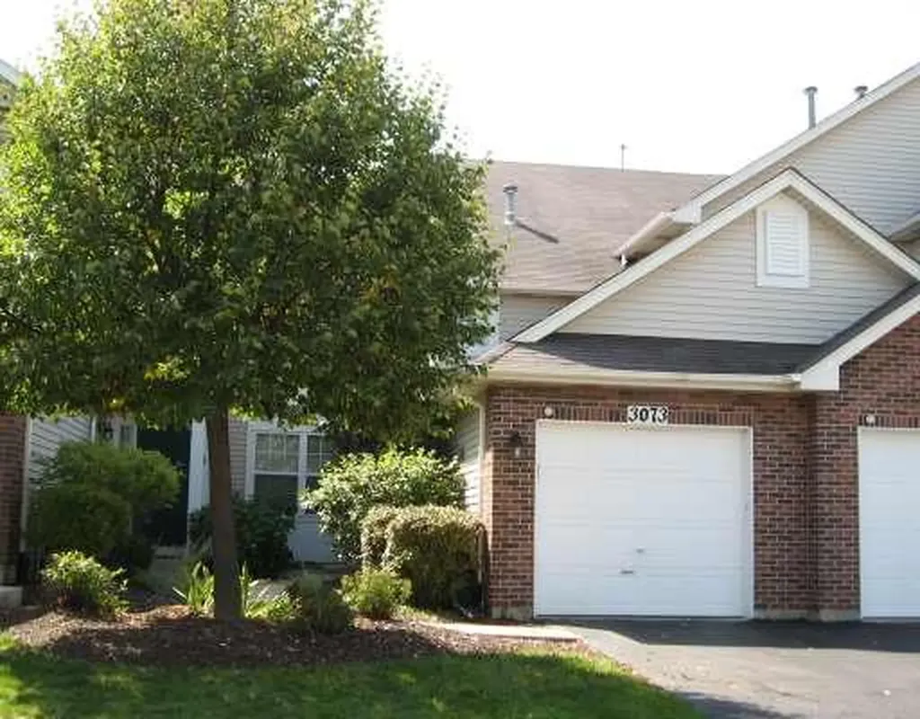 3073 Kentshire Circle Naperville IL 60564