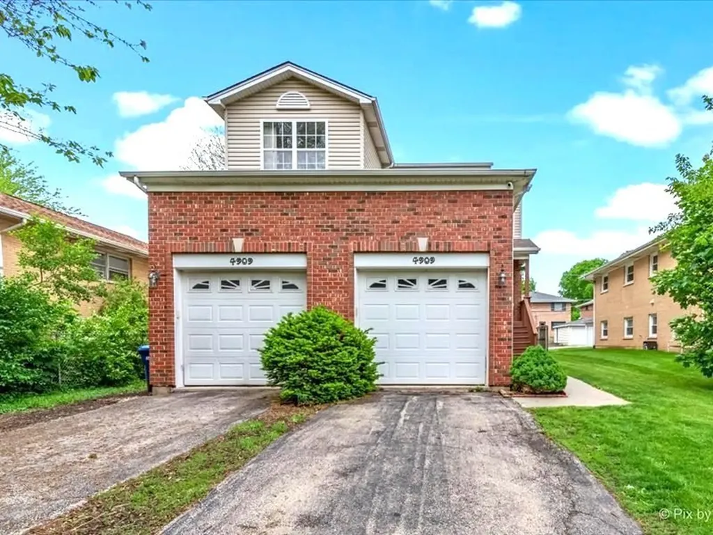 4909 Spencer Avenue Lisle IL 60532