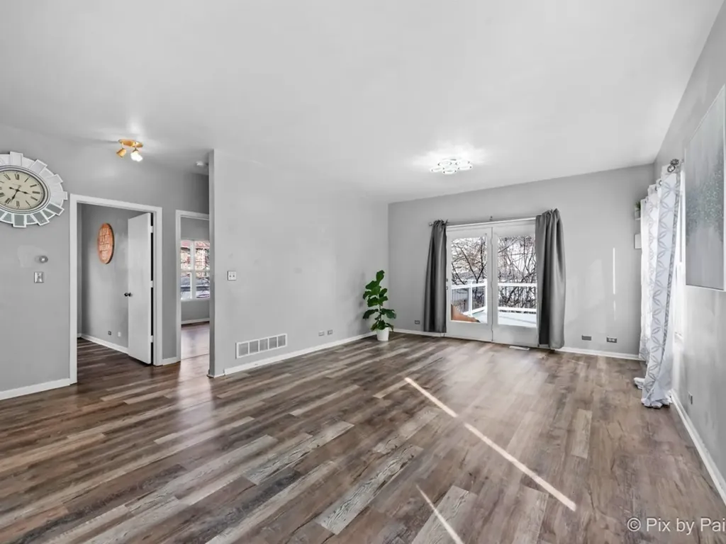 4909 Spencer Avenue Lisle IL 60532