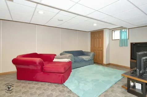 319 Mallards Cove Beecher IL 60401