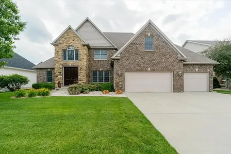 2104 Sinclair Court Bloomington IL 61704