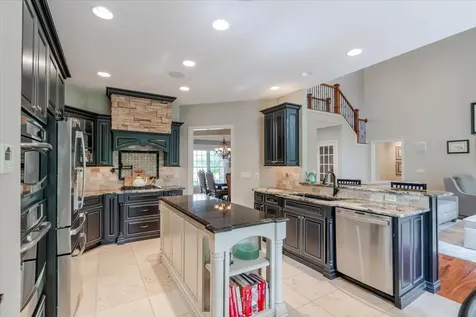 2104 Sinclair Court Bloomington IL 61704