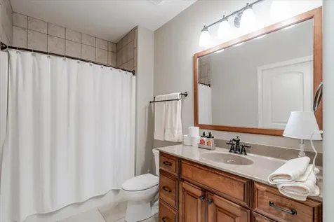 2104 Sinclair Court Bloomington IL 61704