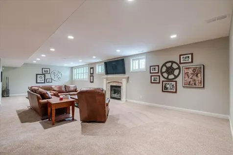 2104 Sinclair Court Bloomington IL 61704