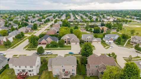 2104 Sinclair Court Bloomington IL 61704