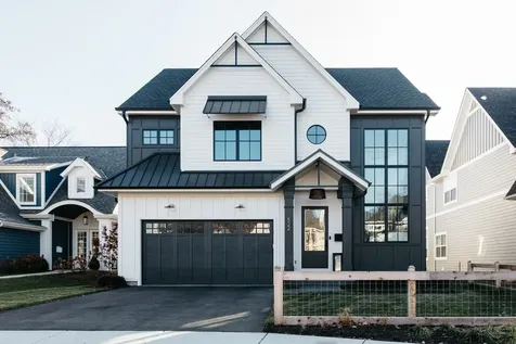 837 North Loomis Street Naperville IL 60563