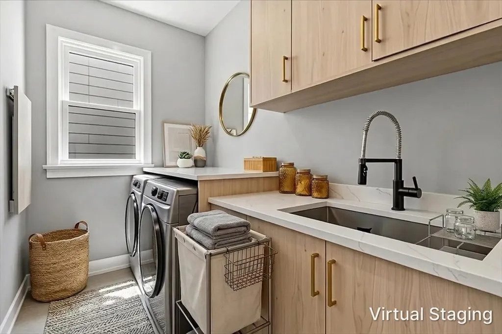 3856 North Whipple Street Chicago IL 60618