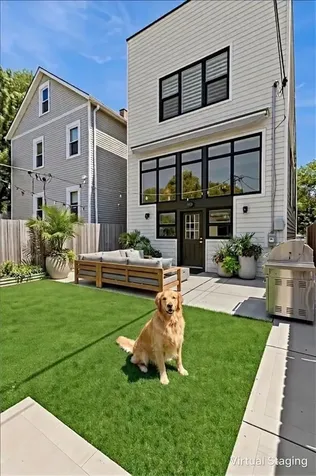 3856 North Whipple Street Chicago IL 60618