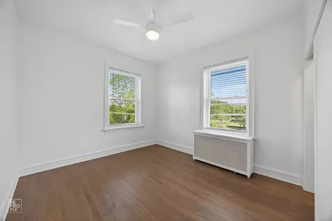 6511 North Leavitt Avenue Chicago IL 60645