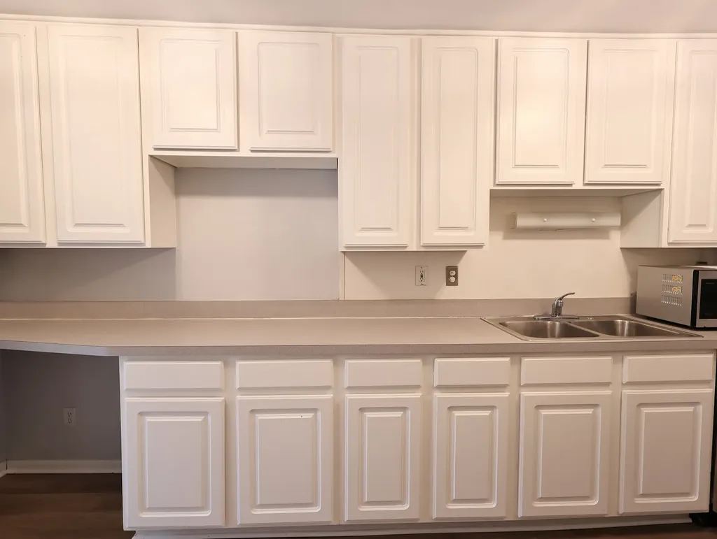 1990 Tall Oaks Drive Aurora IL 60505