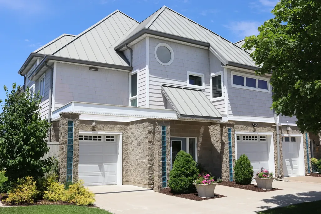 173 Beacon Harbor Circle East Moline IL 61244